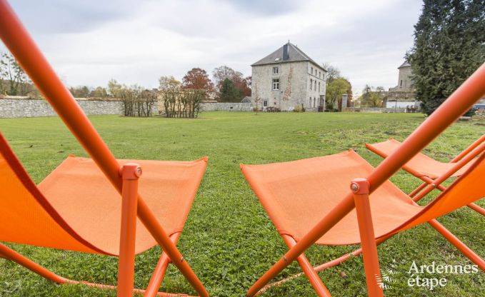 Ancien presbytre  Philippeville pour 12/14 personnes en Ardenne