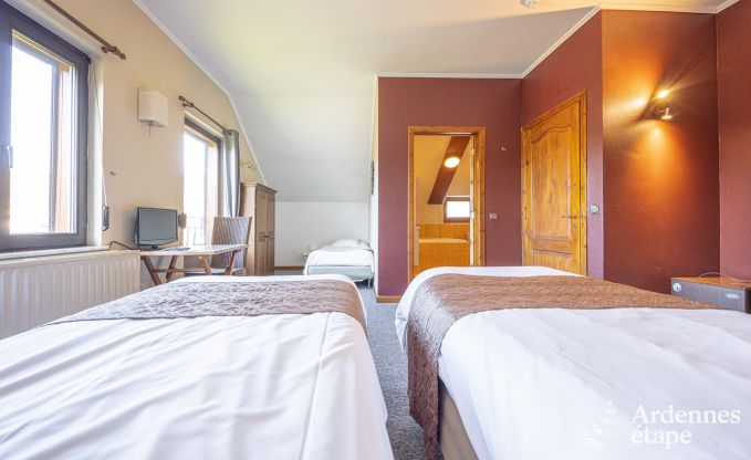 Maison de vacances � Polleur pour 36 personnes en Ardenne