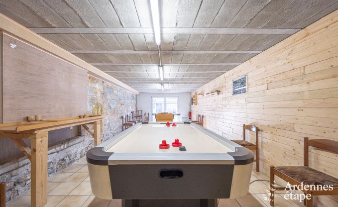 Maison de vacances � Polleur pour 36 personnes en Ardenne