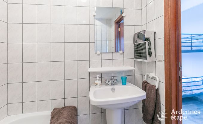 Maison de vacances � Poupehan pour 26 personnes en Ardenne