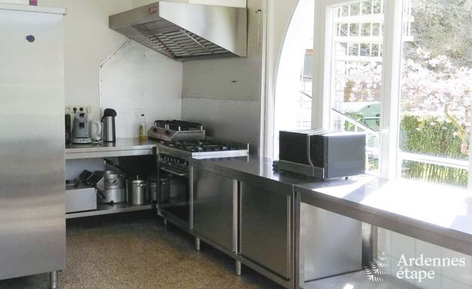 Maison de vacances � Poupehan pour 26 personnes en Ardenne