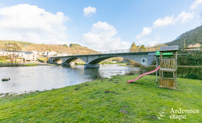 Maison de vacances � Poupehan pour 26 personnes en Ardenne
