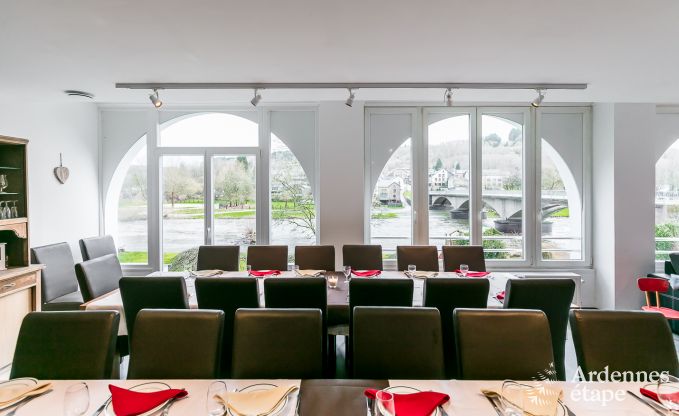 Maison de vacances � Poupehan pour 26 personnes en Ardenne