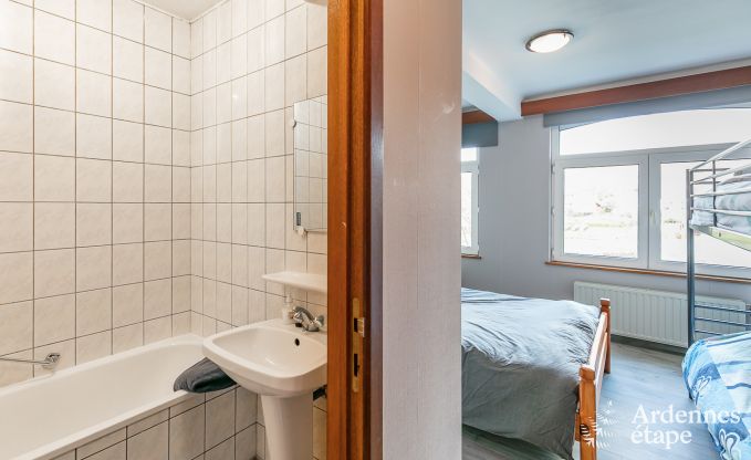 Maison de vacances � Poupehan pour 26 personnes en Ardenne
