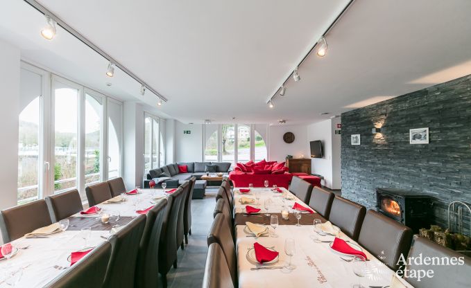 Maison de vacances � Poupehan pour 26 personnes en Ardenne