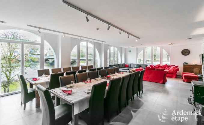 Maison de vacances � Poupehan pour 26 personnes en Ardenne