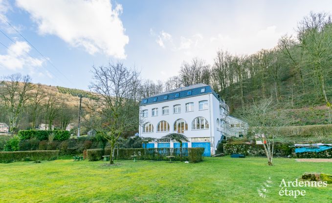 Maison de vacances � Poupehan pour 26 personnes en Ardenne