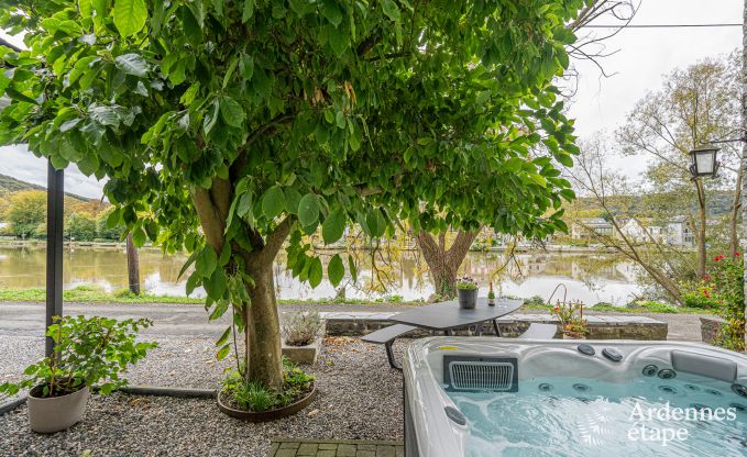 Exceptionnelle maison de charme  Profondeville pour 4 personnes avec jacuzzi, cabine infrarouge et ponton sur la Meuse
