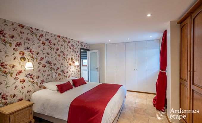 Gite avec sauna et jacuzzi � Profondeville pour 4/6 personnes en Ardenne