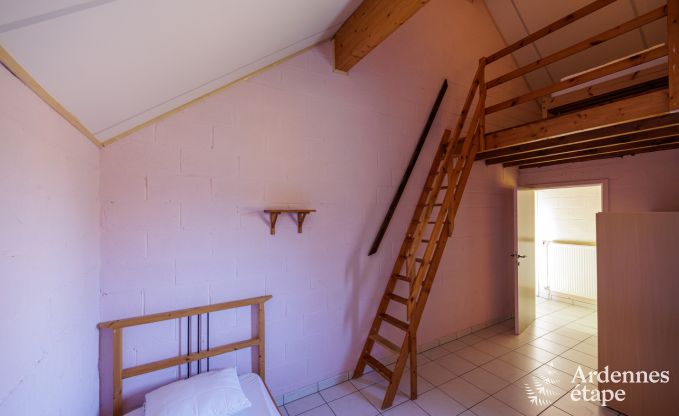 Maison de vacances � Prouvy pour 14 personnes en Ardenne