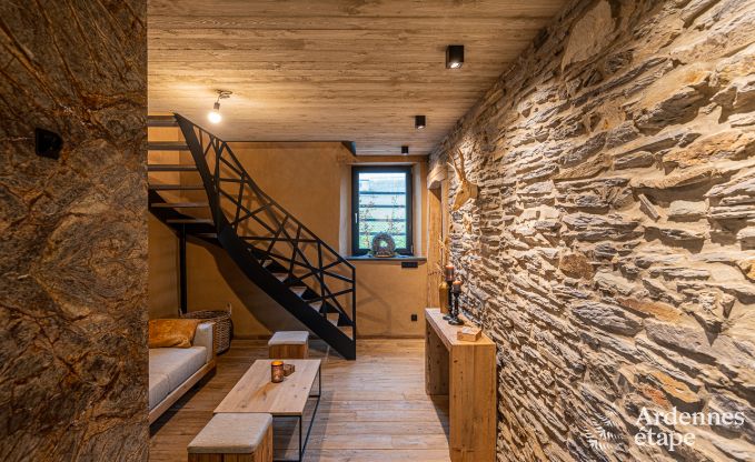 Villa de Luxe � Recht pour 8 personnes en Ardenne