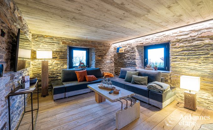 Villa de Luxe � Recht pour 8 personnes en Ardenne