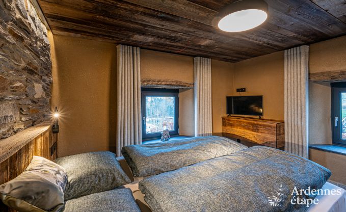 Villa de Luxe � Recht pour 8 personnes en Ardenne