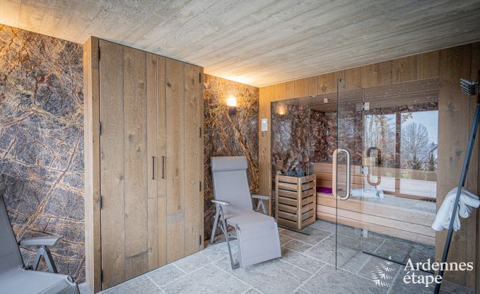 Villa de Luxe � Recht pour 8 personnes en Ardenne