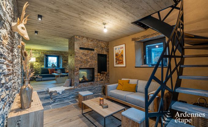 Villa de Luxe � Recht pour 8 personnes en Ardenne