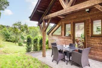 Chalet pour 4 à Redu, Ardenne - 2 chambres, 2 chiens admis, terrasse