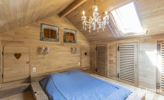 Cottage convivial pour 4 personnes � Redu avec tankuzzi (hottub), terrasse couverte et jardin priv�