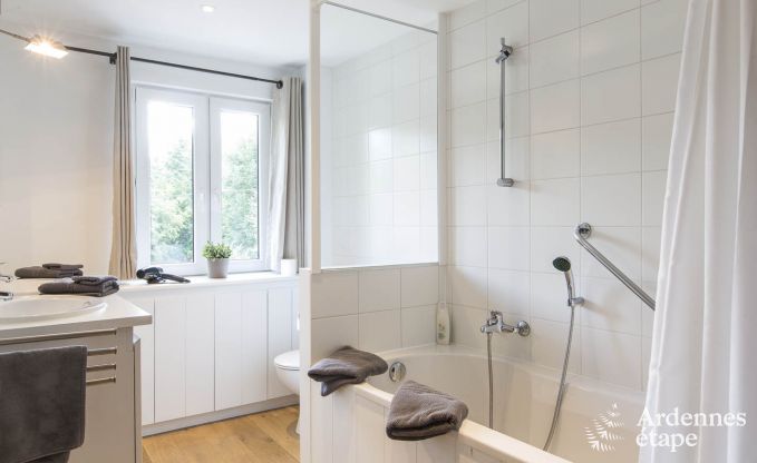 Gite de charme � Redu pour 17/19 personnes en Ardenne