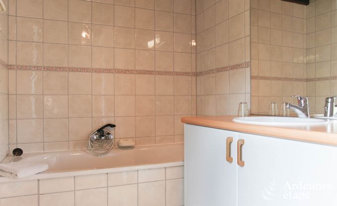 Maison de vacances � Redu pour 22 personnes en Ardenne