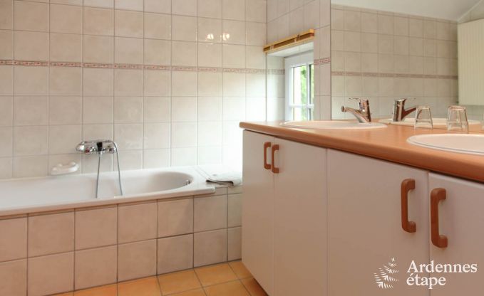 Maison de vacances � Redu pour 22 personnes en Ardenne