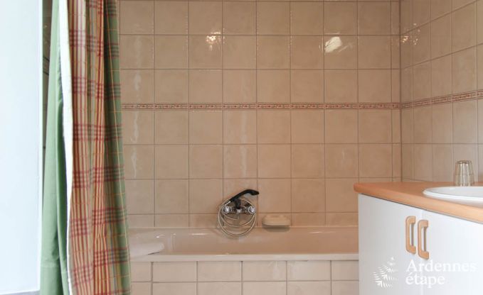 Maison de vacances � Redu pour 22 personnes en Ardenne