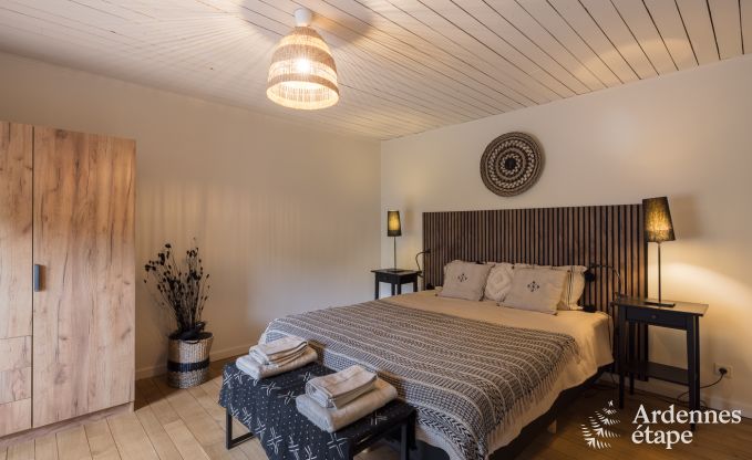 Maison de vacances avec jardin, barbecue et chemin�e � Redu, Ardenne