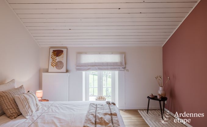 Maison de vacances avec jardin, barbecue et chemin�e � Redu, Ardenne