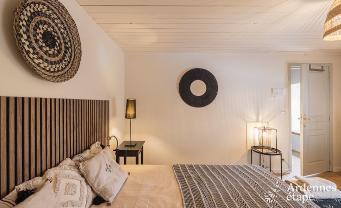 Maison de vacances avec jardin, barbecue et chemin�e � Redu, Ardenne