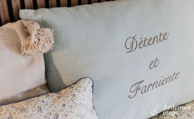 Maison de vacances avec jardin, barbecue et chemin�e � Redu, Ardenne