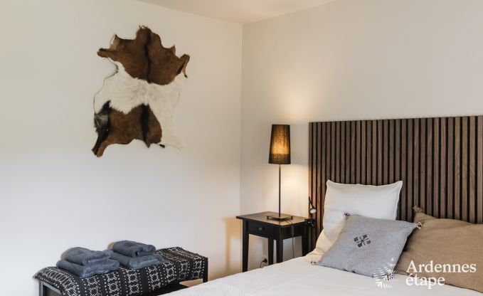 Maison de vacances avec jardin, barbecue et chemin�e � Redu, Ardenne