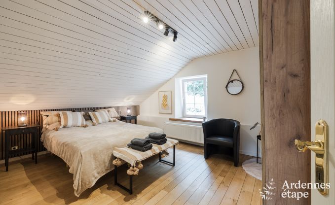 Maison de vacances avec jardin, barbecue et chemin�e � Redu, Ardenne