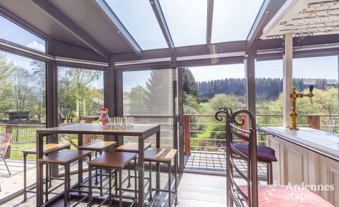 Villa haut de gamme  Redu, Ardenne, 9 personnes, piscine extrieure, sauna, hammam, jacuzzi intrieur et extrieur, jardin priv, quipements complets