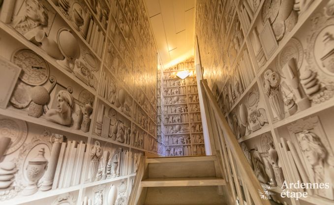 Villa haut de gamme  Redu, Ardenne, 9 personnes, piscine extrieure, sauna, hammam, jacuzzi intrieur et extrieur, jardin priv, quipements complets