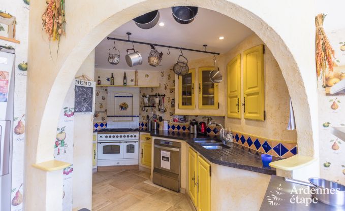 Villa haut de gamme  Redu, Ardenne, 9 personnes, piscine extrieure, sauna, hammam, jacuzzi intrieur et extrieur, jardin priv, quipements complets