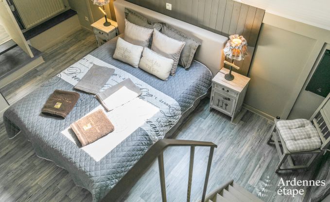 Villa haut de gamme  Redu, Ardenne, 9 personnes, piscine extrieure, sauna, hammam, jacuzzi intrieur et extrieur, jardin priv, quipements complets