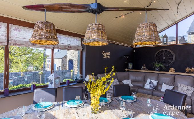 Villa haut de gamme � Redu, Ardenne, 9 personnes, piscine ext�rieure, sauna, hammam, jacuzzi int�rieur et ext�rieur, jardin priv�, �quipements complets