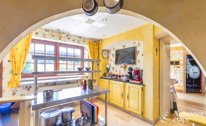 Villa haut de gamme � Redu, Ardenne, 9 personnes, piscine ext�rieure, sauna, hammam, jacuzzi int�rieur et ext�rieur, jardin priv�, �quipements complets