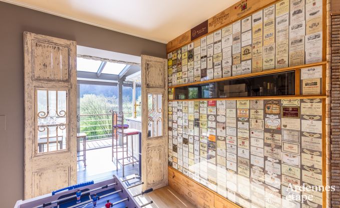 Villa haut de gamme � Redu, Ardenne, 9 personnes, piscine ext�rieure, sauna, hammam, jacuzzi int�rieur et ext�rieur, jardin priv�, �quipements complets