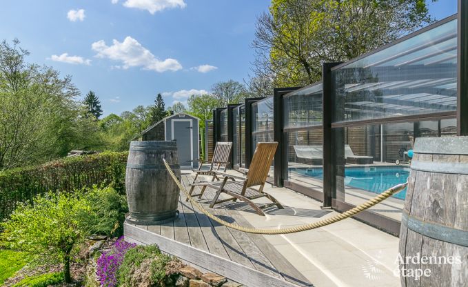 Villa haut de gamme � Redu, Ardenne, 9 personnes, piscine ext�rieure, sauna, hammam, jacuzzi int�rieur et ext�rieur, jardin priv�, �quipements complets