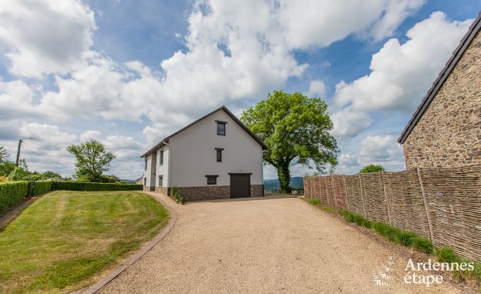 Maison chien admis pour 10 personnes � Rendeux