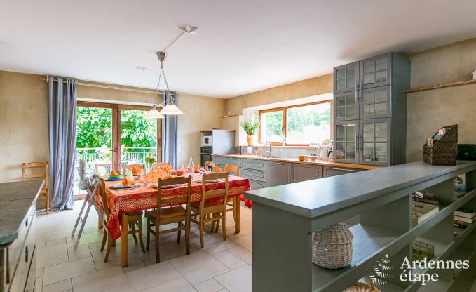 Maison de vacances  Rendeux, Ardenne, 6 personnes, 2 chambres, jardin priv, quipements bb, terrasse avec barbecue