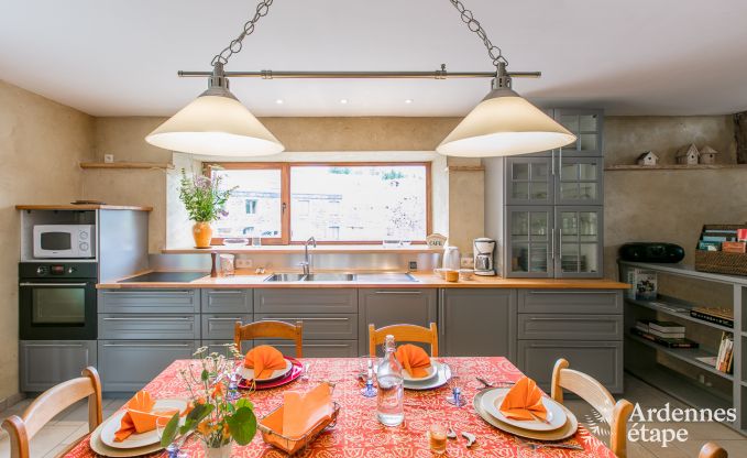 Maison de vacances  Rendeux, Ardenne, 6 personnes, 2 chambres, jardin priv, quipements bb, terrasse avec barbecue