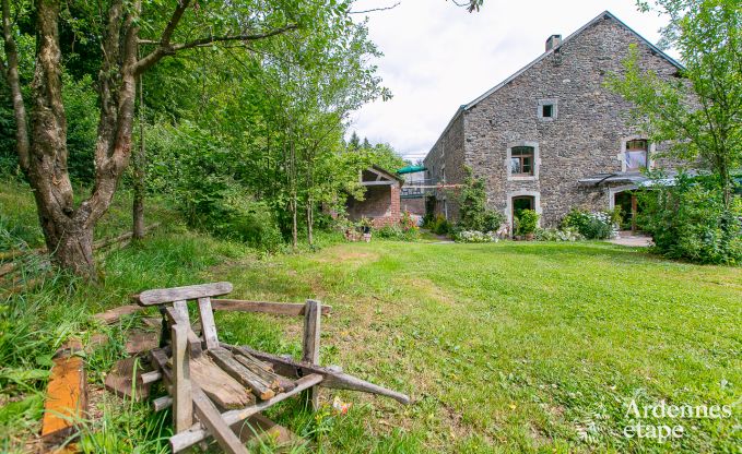 Maison de vacances  Rendeux, Ardenne, 6 personnes, 2 chambres, jardin priv, quipements bb, terrasse avec barbecue