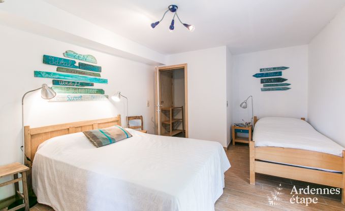 Maison de vacances  Rendeux, Ardenne, 6 personnes, 2 chambres, jardin priv, quipements bb, terrasse avec barbecue