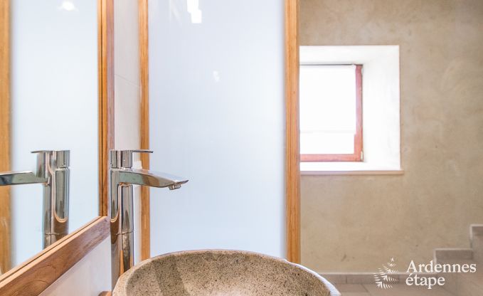 Maison de vacances  Rendeux, Ardenne, 6 personnes, 2 chambres, jardin priv, quipements bb, terrasse avec barbecue