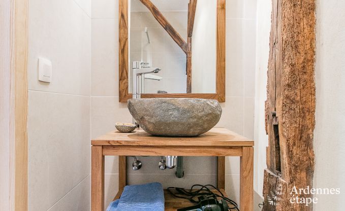 Maison de vacances  Rendeux, Ardenne, 6 personnes, 2 chambres, jardin priv, quipements bb, terrasse avec barbecue