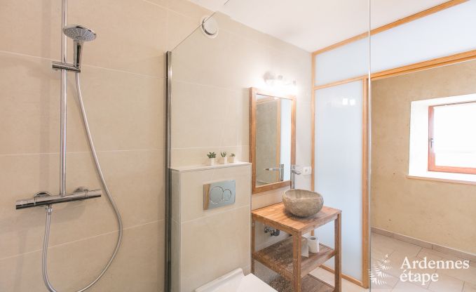 Maison de vacances  Rendeux, Ardenne, 6 personnes, 2 chambres, jardin priv, quipements bb, terrasse avec barbecue