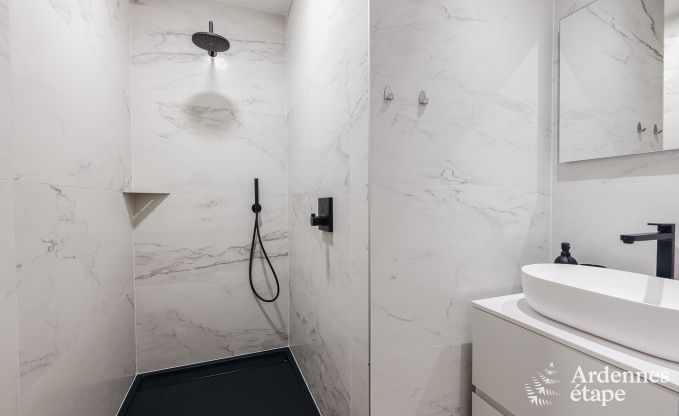 Maison de vacances avec piscine � Rendeux, Ardenne