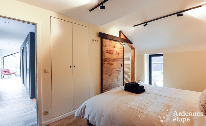 Maison de vacances avec piscine � Rendeux, Ardenne