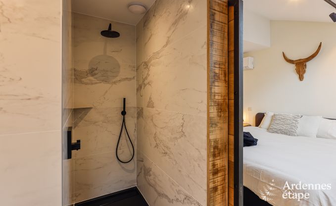 Maison de vacances avec piscine � Rendeux, Ardenne